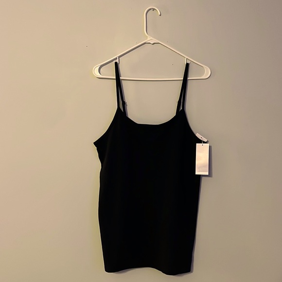 NWT - Picture 1 of 1